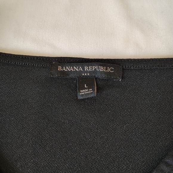 LG Banana Republic V Neck Blouse Officewear Casual Dressy Professional - Picture 5 of 9